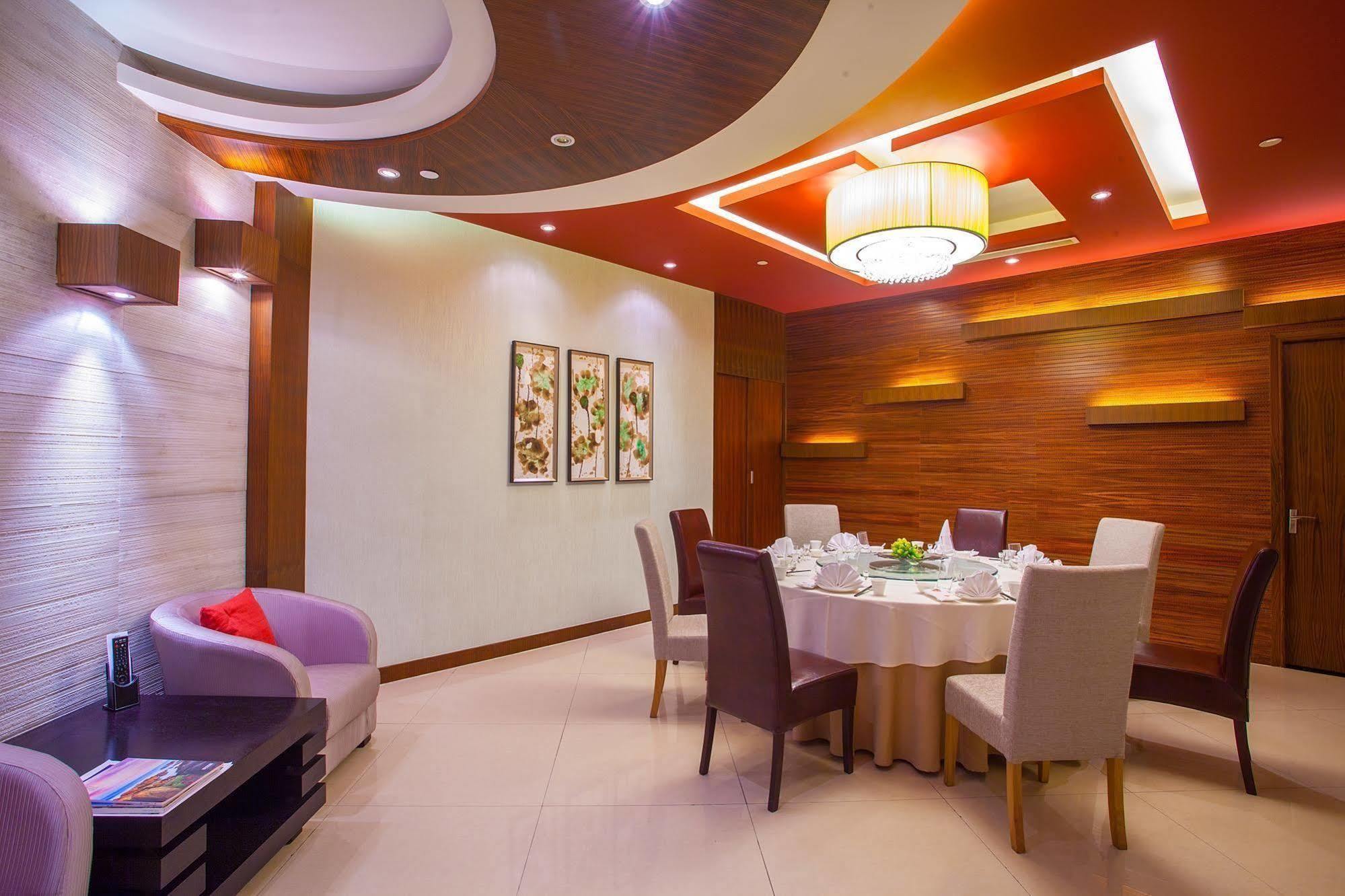 Yun-Zen Jinling World Trade Plaza Hotel Shijiazhuang Exterior foto